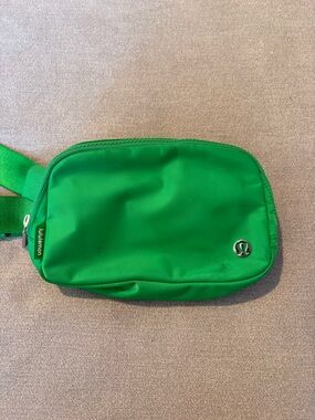lululemon athletica Green Crossbody Bag